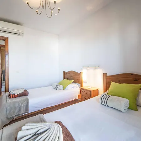 Ocean Escape Vila