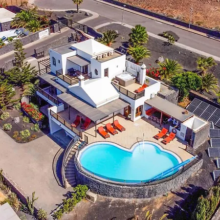 Ocean Escape Vila